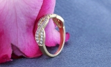 0.30 Carat (ctw) 14K Yellow Gold Round Diamond Ladies Bridal Anniversary Wedding Band Stackable Swirl Ring 1/3 CT