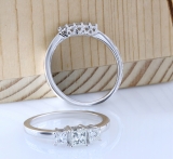 0.90 Carat (ctw) 14K White Gold Princess & Round Cut Diamond Ladies 3 Stone Bridal Engagement Ring With Matching 5 Stone Wedding Band Set