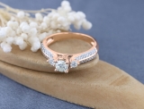 0.75 Carat (ctw) 18K Rose Gold Round Cut Diamond Ladies Bridal 3 Stone Engagement Ring 3/4 CT
