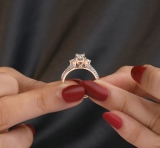 0.75 Carat (ctw) 18K Rose Gold Round Cut Diamond Ladies Bridal 3 Stone Engagement Ring 3/4 CT