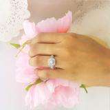 0.90 Carat (ctw) 10K White Gold Round Cut White Diamond Ladies Bridal Vintage Halo Style Engagement Ring