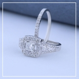 0.95 Carat (ctw) 10K White Gold Princess & Round White Diamond Ladies Bridal Halo Style Split Shank Engagement Ring Set 1 CT