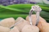 0.95 Carat (ctw) 10K White Gold Princess & Round White Diamond Ladies Halo Style Bridal Engagement Ring Matching Band Set 1 CT