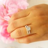 1.05 Carat (ctw) 14K Yellow Gold Round & Princess Cut White Diamond Soliel Style Engagement Ring Set 1 CT