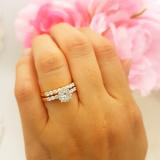 1.05 Carat (ctw) 14K Yellow Gold Round & Princess Cut White Diamond Soliel Style Engagement Ring Set 1 CT
