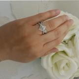 1.20 Carat (ctw) 10K White Gold Round Cut White Cubic Zircona Ladies Bridal Swirl Split Shank Engagement Ring With Matching Band Set