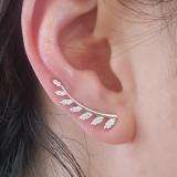 0.25 Carat (ctw) 10K White Gold Round Cut White Diamond Ladies Leaf Shaped Climber Earrings