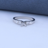 0.40 Carat (ctw) 14K White Gold Princess Diamond Ladies Bridal Semi Mount Engagement Ring (No Center Stone)