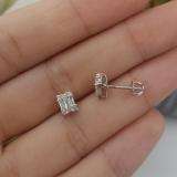 18K White Gold Round & baguette Cut White Diamond Ladies Stud Earrings 1/4 CT