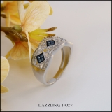 0.35 Carat (ctw) Sterling Silver Round Blue & White Diamond Ladies Vintage Wedding Band 1/3 CT