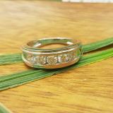 0.97 Carat (ctw) 10K White Gold Round White Diamond Men's 5 Stone Anniversary Wedding Band 1 CT