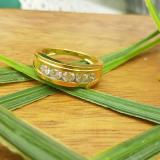 0.97 Carat (ctw) 14K Yellow Gold Round White Diamond Men's 5 Stone Anniversary Wedding Band 1 CT