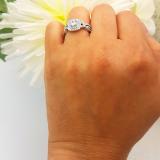 1.40 Carat (Ctw) 10K White Gold Round Cut Cubic Zirconia Ladies Halo Style Engagement Ring Set