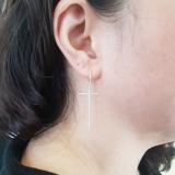 0.20 Carat (ctw) 18K White Gold Round Diamond Ladies Cross Shaped Dangling Drop Earrings 1/5 CT