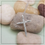 Round White Diamond Elegant Cross Pendant with 18 inch Silver Chain for Women (0.10 ctw, Color I-J, Clarity I2-I3) in 925 Sterling Silver