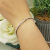1.55 Carat (ctw) 10K White Gold Round White Diamond Ladies Tennis Bracelet 1 1/2 CT