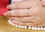 Ladies Minimalist Guard Chevron V Shape Stackable Classical Plain Wedding Band, 10K White Gold