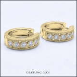 0.80 Carat (ctw) 18K Yellow Gold Round White Diamond Ladies Huggies Hoop Earrings 3/4 CT