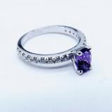 18K White Gold 7X5 MM Oval Amethyst & Round White Diamond Ladies Bridal Engagement Ring