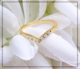 0.10 Carat (ctw) 14K Yellow Gold Round White Diamond Ladies Wedding Band Chevron Ring 1/10 CT