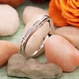 Round White Diamond Outlined Frame Flower Cluster Ring for Women ( 0.11 ctw Color I-J Clarity I2-I3) 925 Sterling Silver