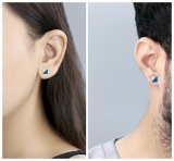0.17 Carat (ctw) Round Blue & White Diamond Concave Square Cluster Unisex Stud Earrings in 10K White Gold in Push Back