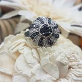 1.25 Carat (ctw) 14k White Gold Black & White Round Diamond Ladies Cocktail Right Hand
