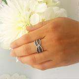 1.15 Carat (ctw) 10k White Gold Black & White Round Diamond Ladies Cocktail Right Hand Ring