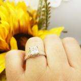 Certified 1.01 Carat (ctw) 14K White Gold Real Princess Diamond Ladies Engagement Solitaire Ring