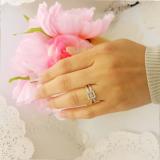 0.25 Carat (ctw) 18k Yellow Gold Plated Sterling Silver White Diamond Ladies Split Shank Bridal Engagement Ring 1/4 CT