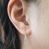0.15 Carat (ctw) 14K White Gold Round Diamond Ladies Flame-shaped Dangling Drop Earrings